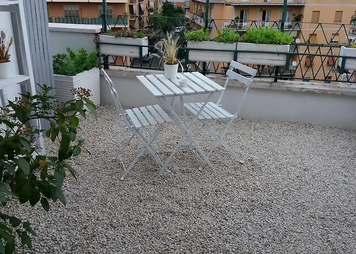 Attico Aurelio Bed & Breakfast 3*